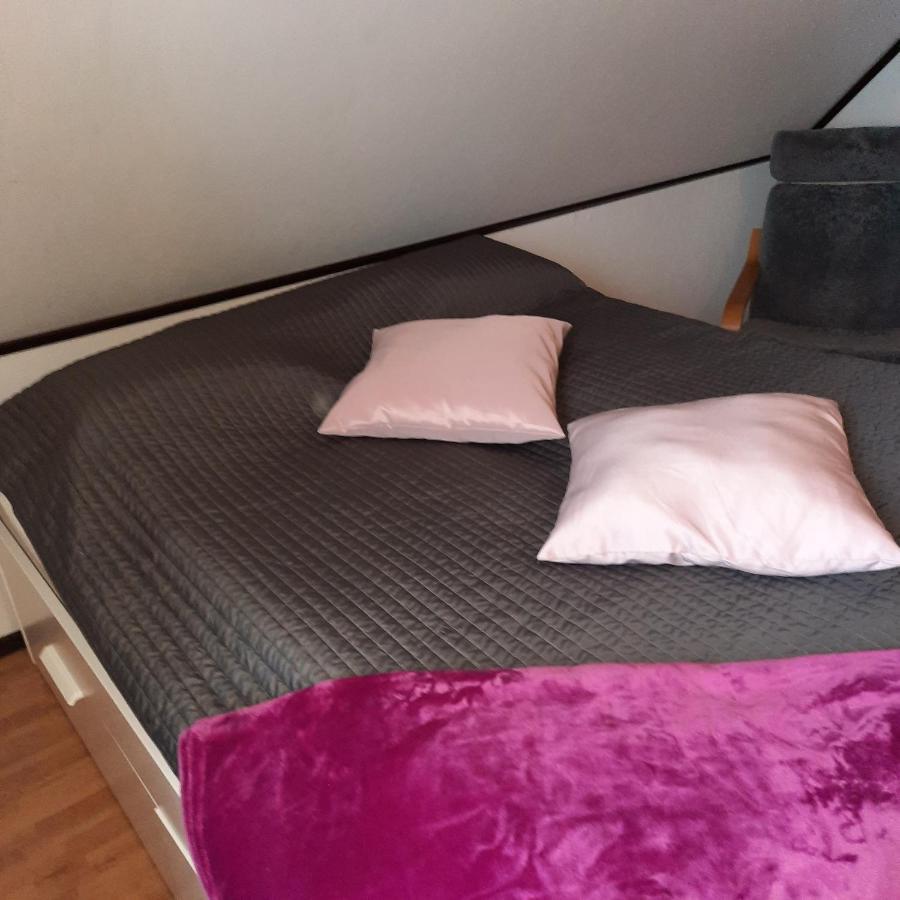 Naturnaera Dubbelrum B&B I Uppsala Ramstalund Exterior photo